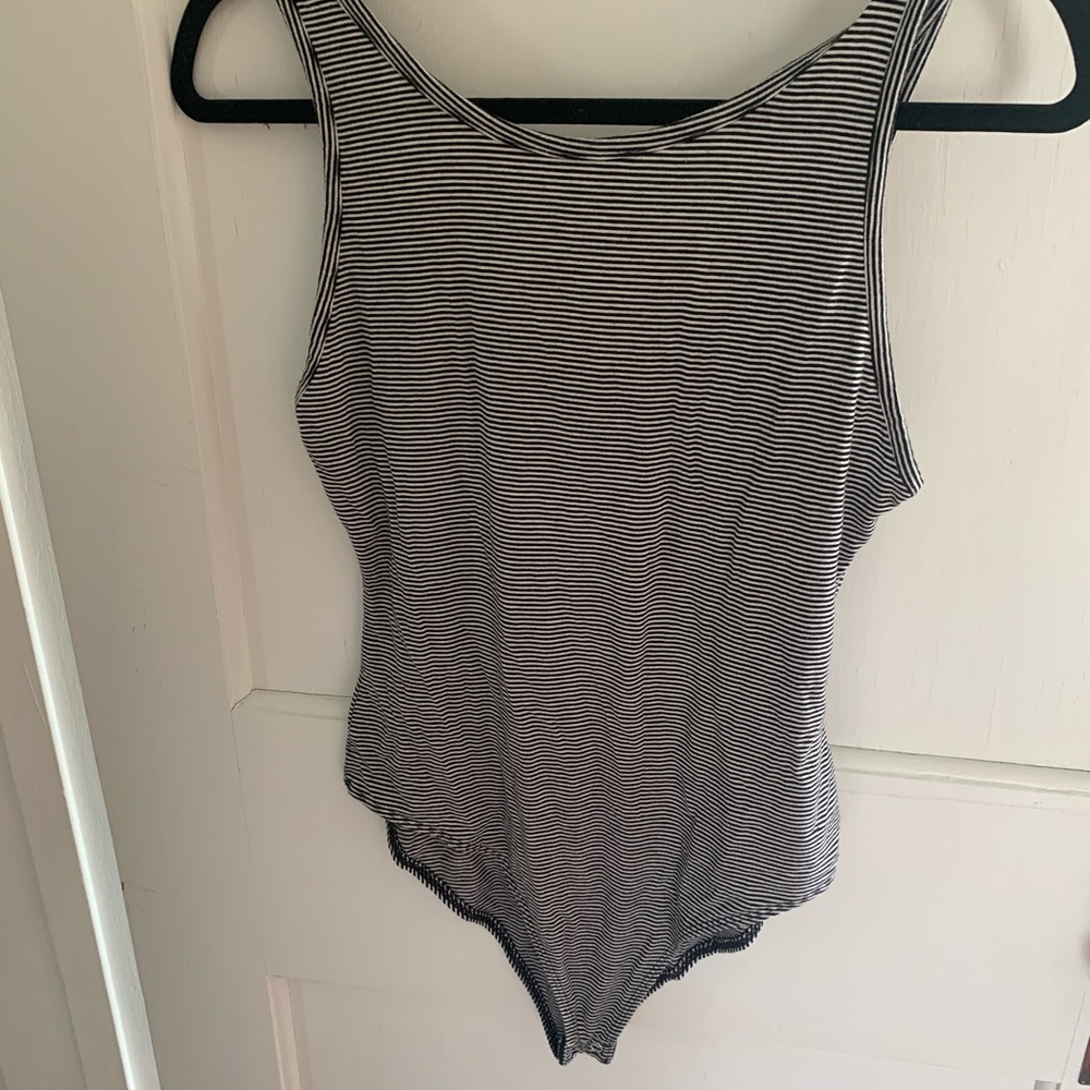 Forever 21 black and white body suit